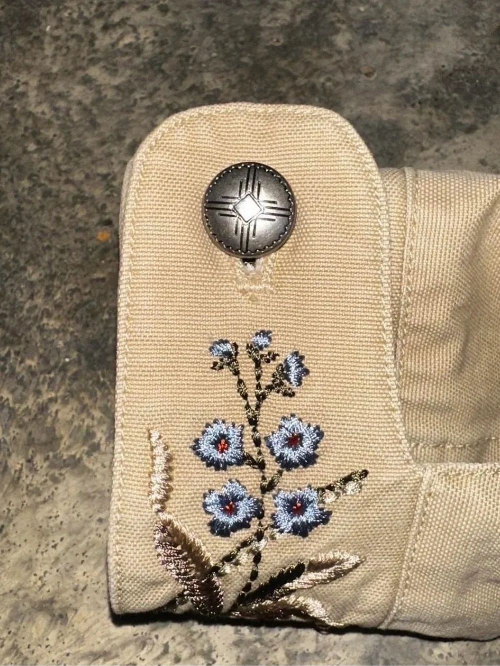 Ralph Lauren Beige Embroidered Western Jean Jacket - Picture 6 of 7